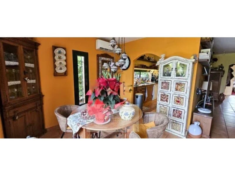 4 chambre Villa/Maison à vendre à Navata avec garage - 435 000 € (Ref: 9569013)