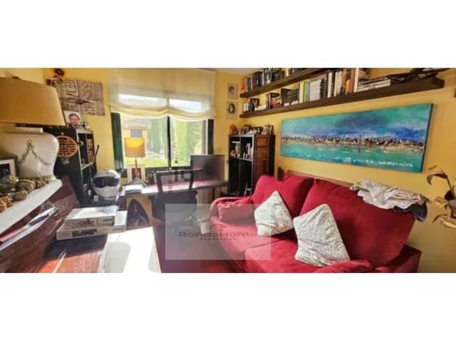 4 chambre Villa/Maison à vendre à Navata avec garage - 435 000 € (Ref: 9569013)