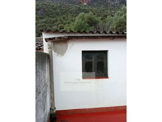 3 slaapkamer Huis te koop in Benaoján - € 50.000 (Ref: 9571389)