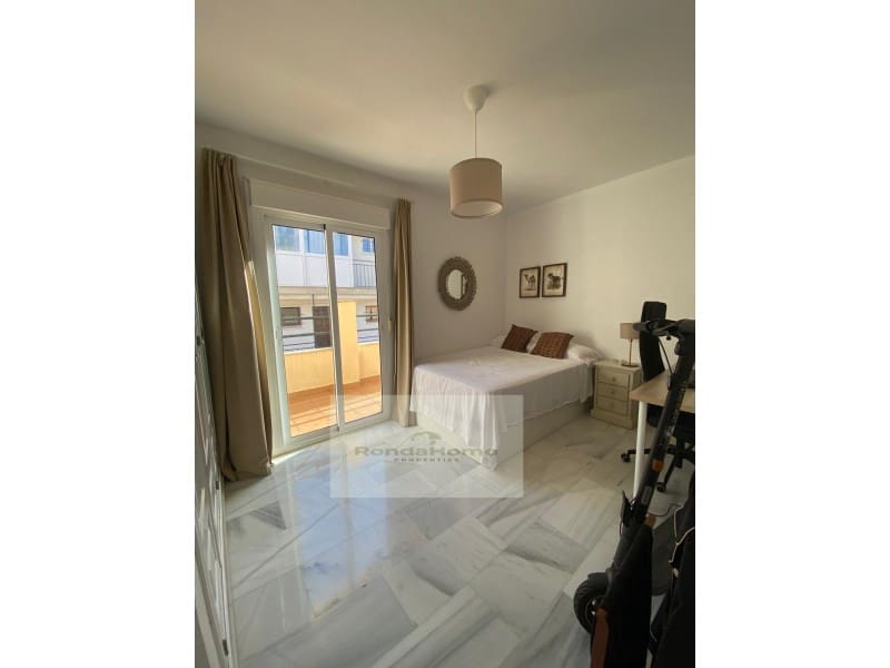 3 sovrum Takvåning att hyra i Torremolinos med garage - 1 800 € (Ref: 9571390)