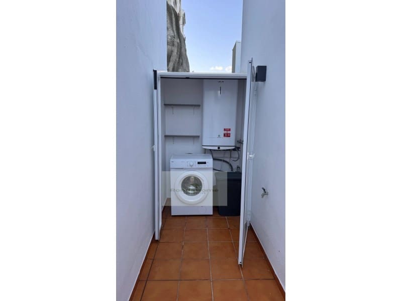 Appartement de 1 chambre à louer à Torremolinos - 1 100 € (Ref: 9574801)