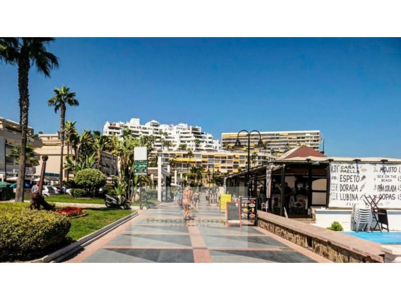 Appartement de 1 chambre à louer à Torremolinos - 1 100 € (Ref: 9574801)