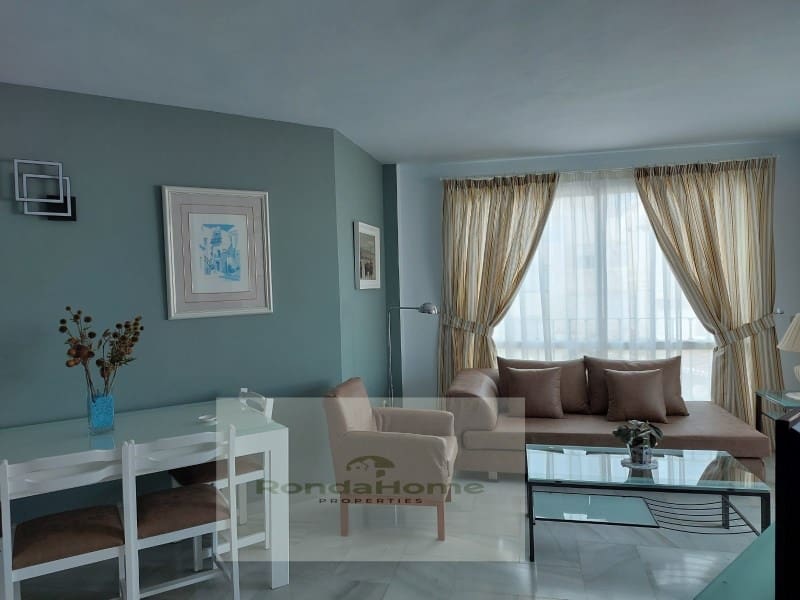 2 bedroom Flat for rent in Benalmadena with garage - € 1,400 (Ref: 9591537)