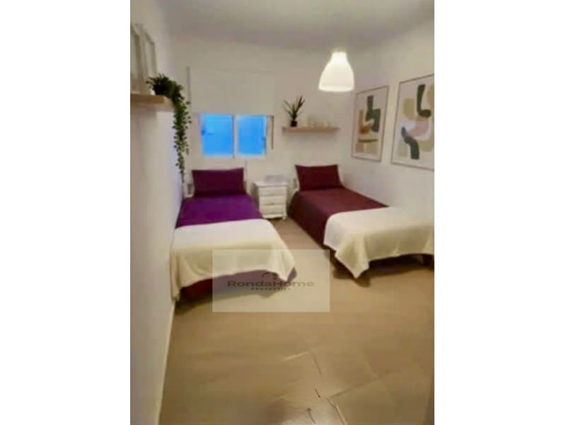 2 Zimmer Wohnung zu vermieten in Ronda - 790 € (Ref: 9599473)