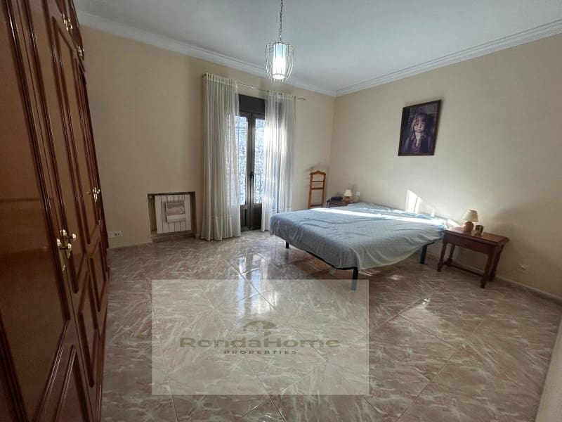 3 bedroom Townhouse for sale in Benaojan - € 135,000 (Ref: 9625907)