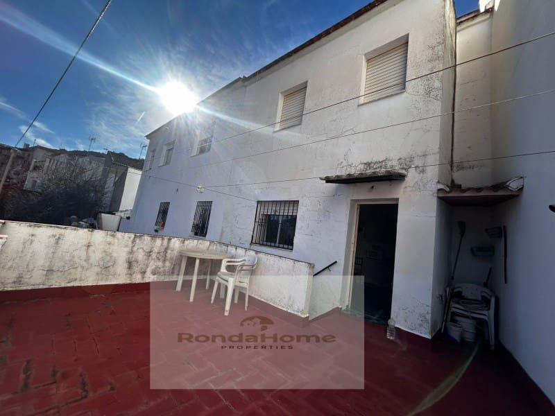 3 bedroom Townhouse for sale in Benaojan - € 70,000 (Ref: 9625908)