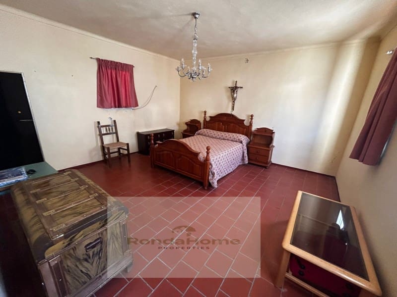 3 bedroom Townhouse for sale in Benaojan - € 70,000 (Ref: 9625908)