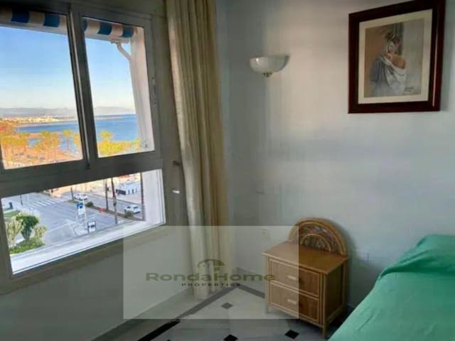 Piso de 2 habitaciones en Benalmadena Costa, Benalmádena en alquiler con garaje - 1.400 € (Ref: 9639437)