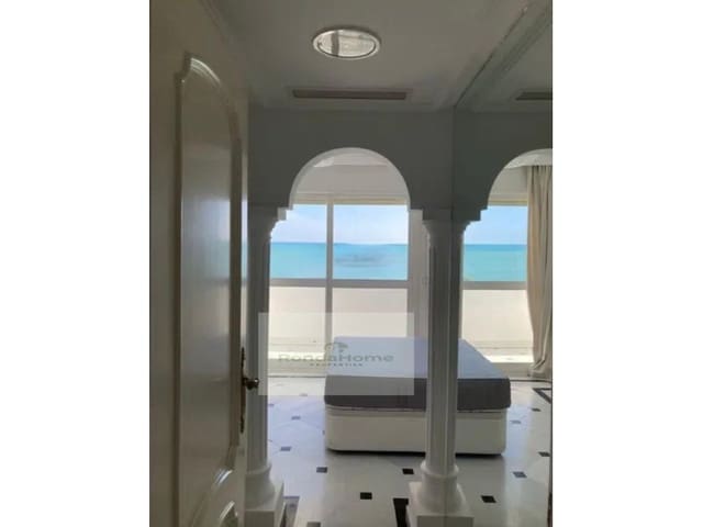 Piso de 2 habitaciones en Benalmadena Costa, Benalmádena en alquiler con garaje - 1.400 € (Ref: 9639437)