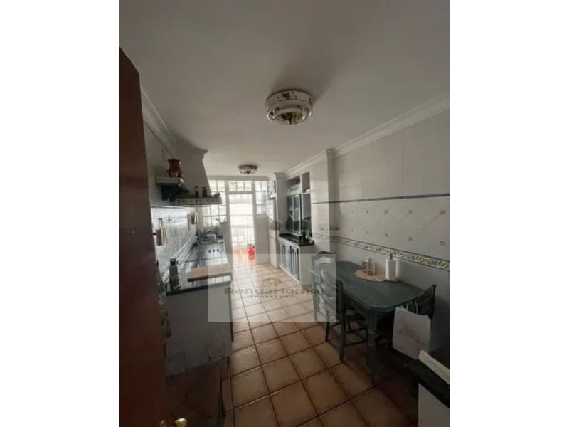 3 sovrum Lägenhet att hyra i Torremolinos med garage - 1 300 € (Ref: 9639438)