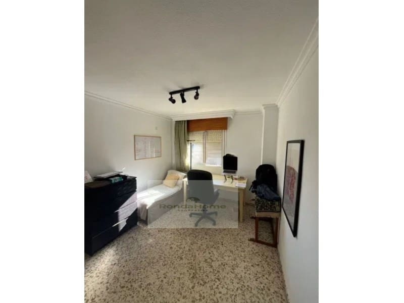 3 sovrum Lägenhet att hyra i Torremolinos med garage - 1 300 € (Ref: 9639438)