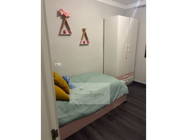 3 bedroom Townhouse for sale in Setenil de las Bodegas - € 150,000 (Ref: 9639440)