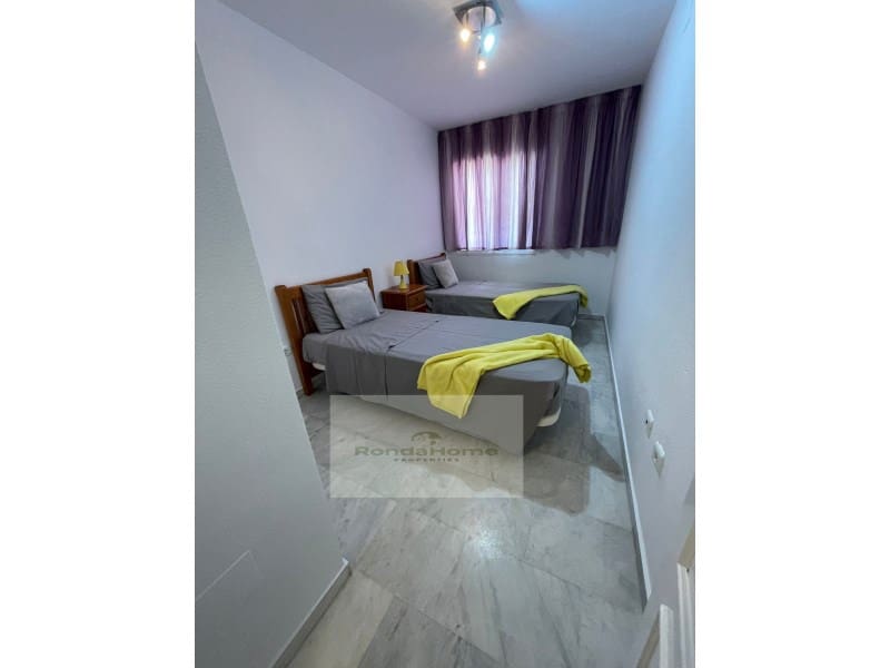 3 bedroom Flat for rent in Torrequebrada with garage - € 1,500 (Ref: 9726580)