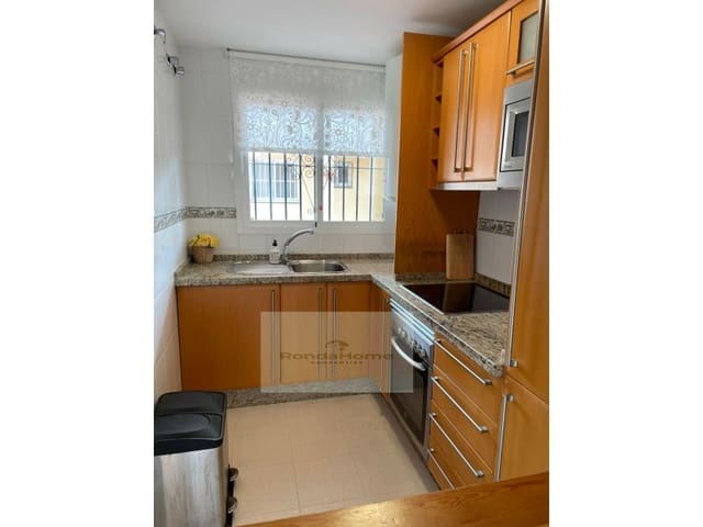 3 bedroom Flat for rent in Nueva Torrequebrada, Benalmádena with garage - € 1,500 (Ref: 9726580)