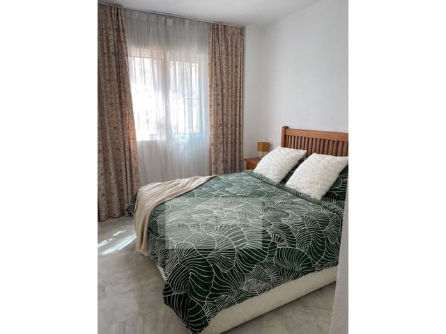 3 bedroom Flat for rent in Nueva Torrequebrada, Benalmádena with garage - € 1,500 (Ref: 9726580)