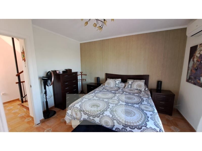 3 bedroom Villa for rent in Fuengirola with garage - € 1,900 (Ref: 9747786)