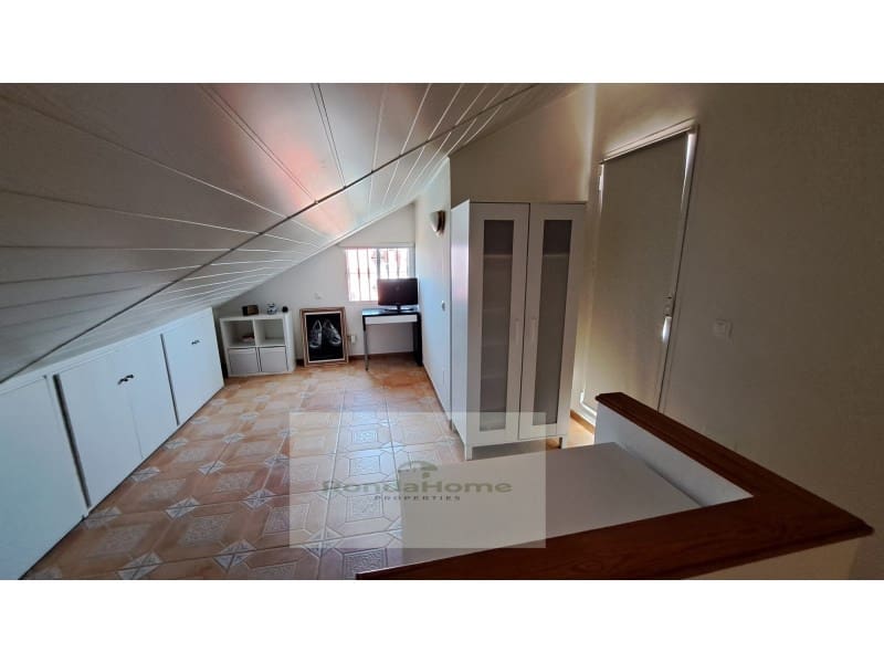 3 bedroom Villa for rent in Fuengirola with garage - € 1,900 (Ref: 9747786)