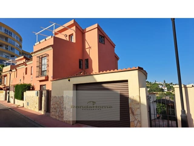 3 soveværelse Villa til leje i Torreblanca, Fuengirola med garage - € 1.900 (Ref: 9747786)