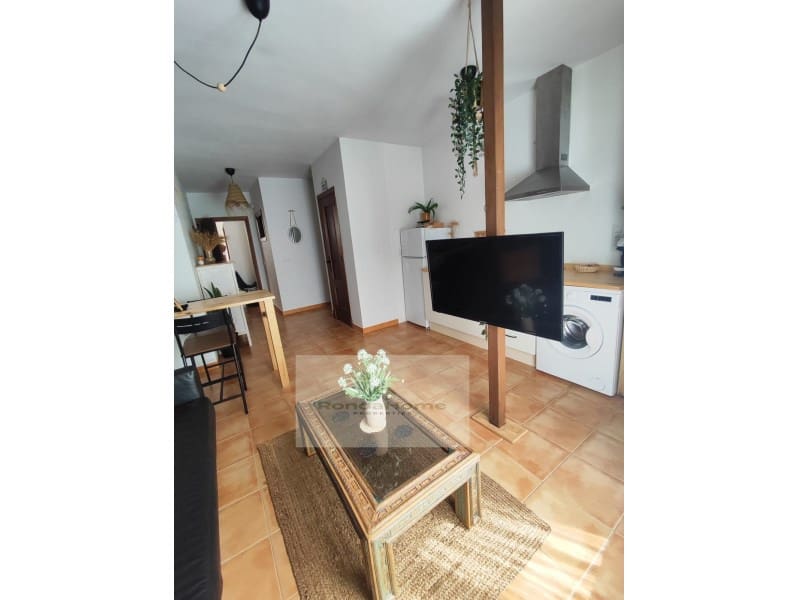 3 bedroom Flat for sale in El Bosque - € 126,000 (Ref: 9751929)