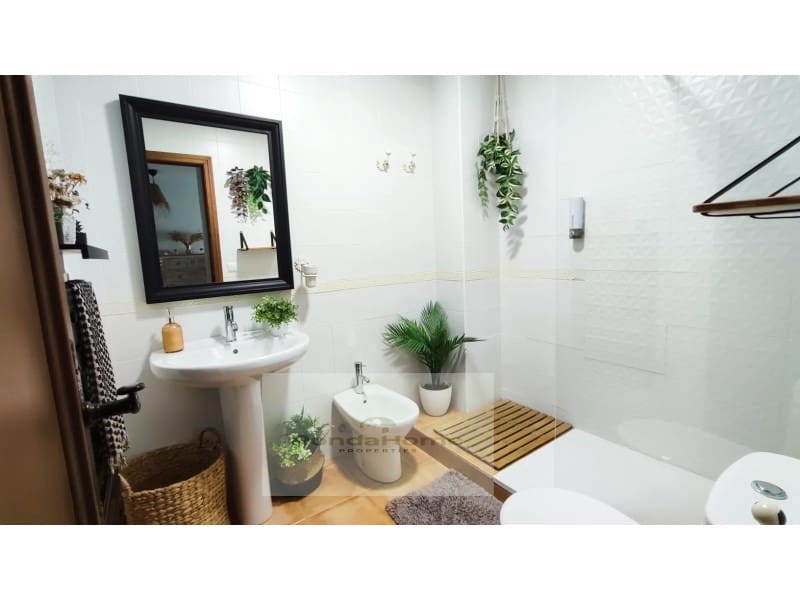 3 bedroom Flat for sale in El Bosque - € 126,000 (Ref: 9751929)