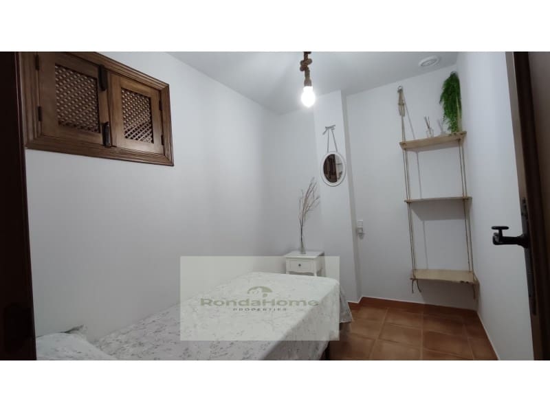 3 bedroom Flat for sale in El Bosque - € 126,000 (Ref: 9751929)