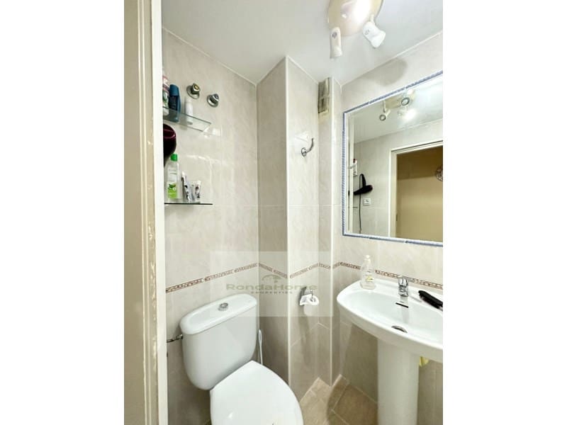 4 bedroom Flat for sale in Torremolinos - € 400,000 (Ref: 9755596)