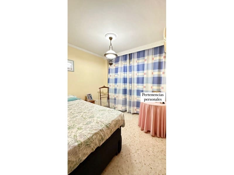 4 bedroom Flat for sale in Torremolinos - € 400,000 (Ref: 9755596)