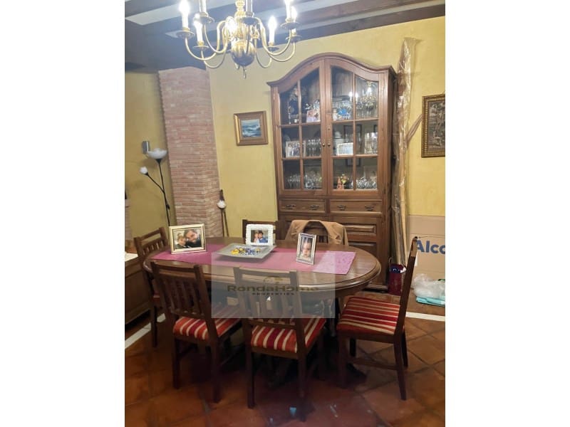 4 bedroom Villa for sale in Ronda - € 350,000 (Ref: 9761918)