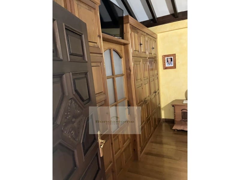 4 bedroom Villa for sale in Ronda - € 350,000 (Ref: 9761918)