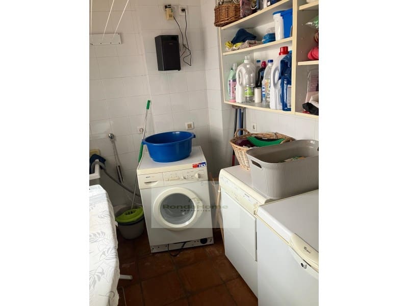 4 bedroom Villa for sale in Ronda - € 350,000 (Ref: 9761918)