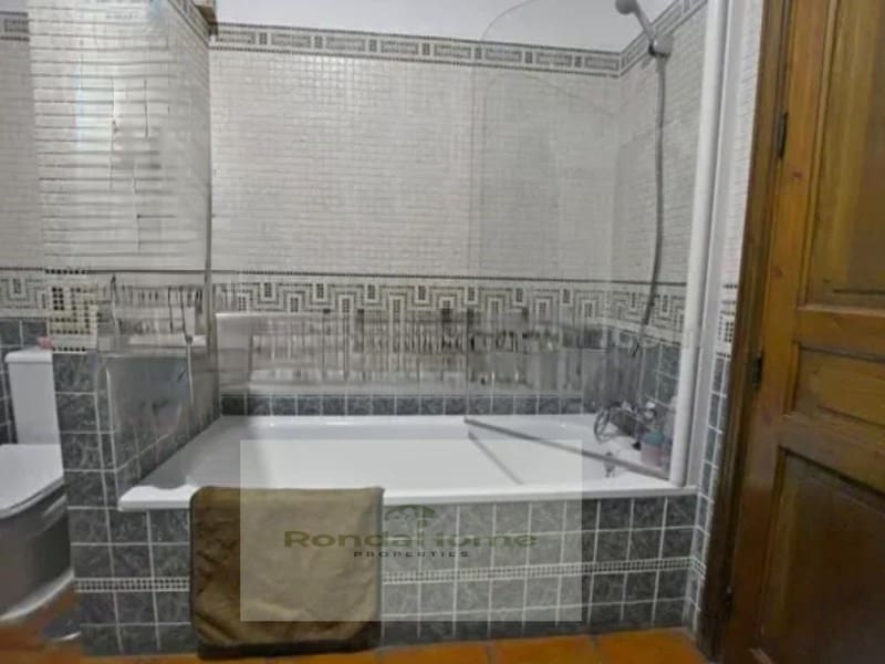 4 bedroom Villa for sale in Ronda - € 350,000 (Ref: 9761918)