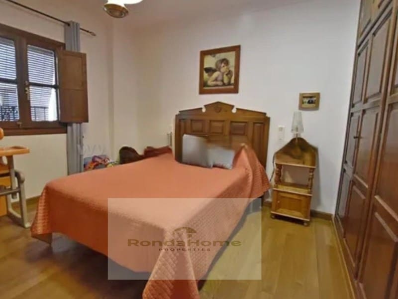 4 bedroom Villa for sale in Ronda - € 350,000 (Ref: 9761918)