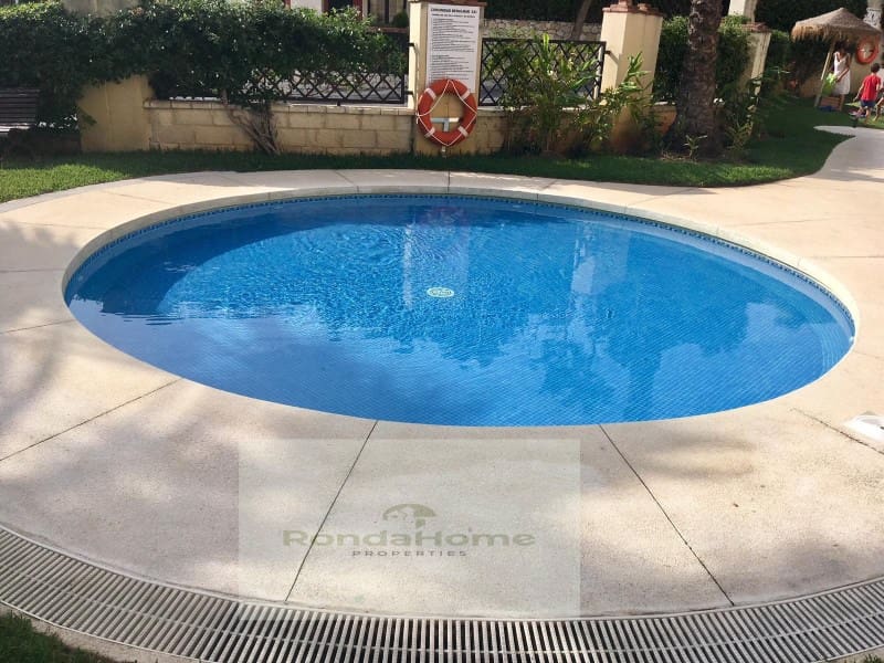 1 Zimmer Wohnung zu vermieten in Torrequebrada mit Garage - 1.200 € (Ref: 9761919)