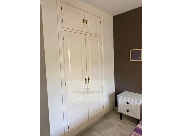 1 bedroom Flat for rent in Zona Centro Comercial Torrequebrada, Benalmádena with pool garage - € 1,200 (Ref: 9761919)