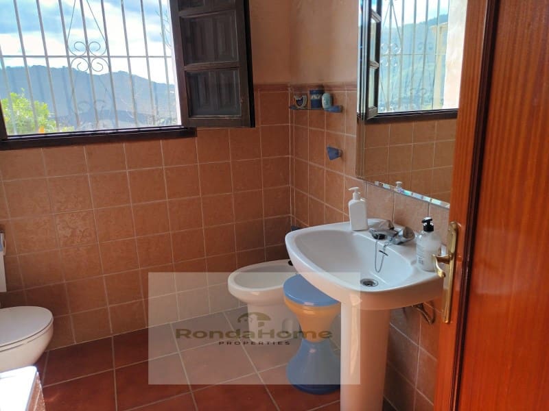 7 soverom Finca/Herregård til salgs i Jubrique - € 450 000 (Ref: 9761920)