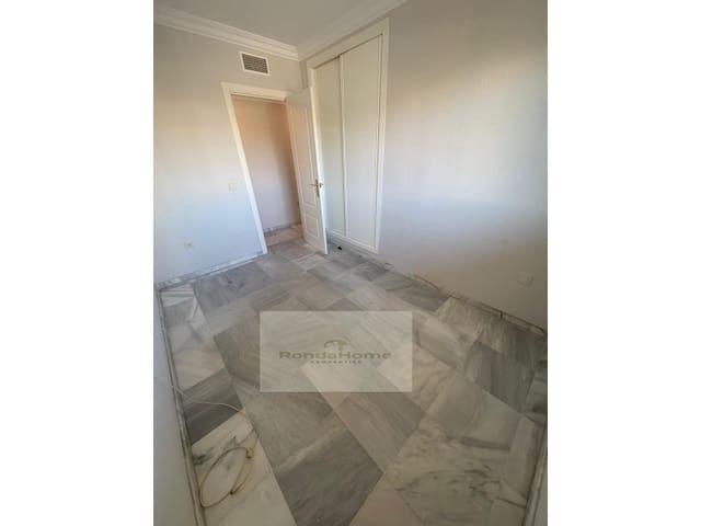 3 makuuhuone Asunto vuokrattavana paikassa La Carolina - Guadalpín, Marbella mukana 
autotalli - 2 500 € (Ref: 9763601)