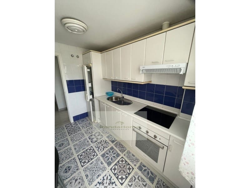 2 slaapkamer Flat te huur in Torremolinos met zwembad garage - € 1.400 (Ref: 9780466)