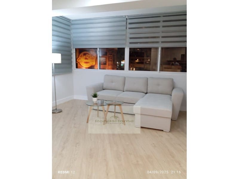 2 soveværelse Lejlighed til leje i Torremolinos - € 1.500 (Ref: 9780467)