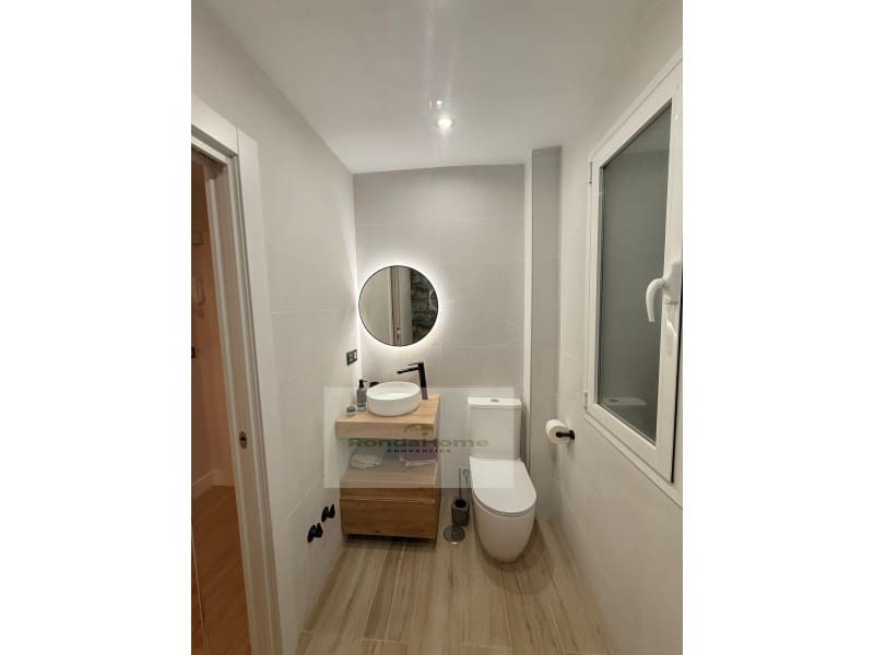 2 soveværelse Lejlighed til leje i Torremolinos - € 1.500 (Ref: 9780467)