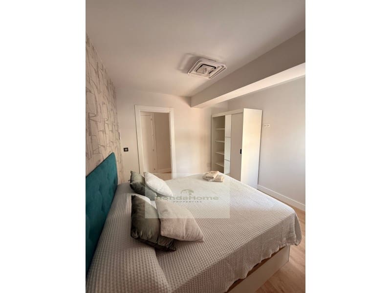 2 soveværelse Lejlighed til leje i Torremolinos - € 1.500 (Ref: 9780467)