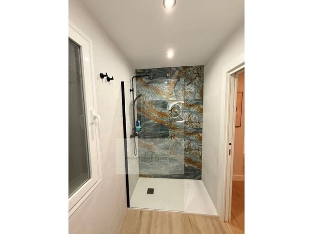 2 soveværelse Lejlighed til leje i Torremolinos - € 1.500 (Ref: 9780467)