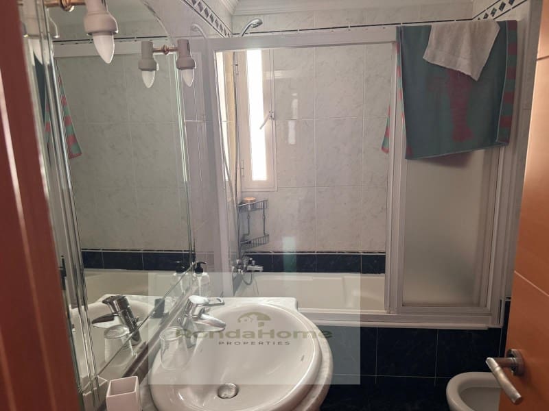 3 makuuhuone Asunto vuokrattavana paikassa Malaga kaupunki - 1 200 € (Ref: 9786987)