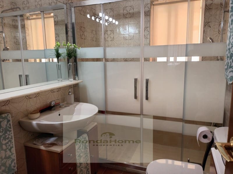 3 slaapkamer Flat te koop in Fuengirola met garage - € 405.000 (Ref: 9790971)