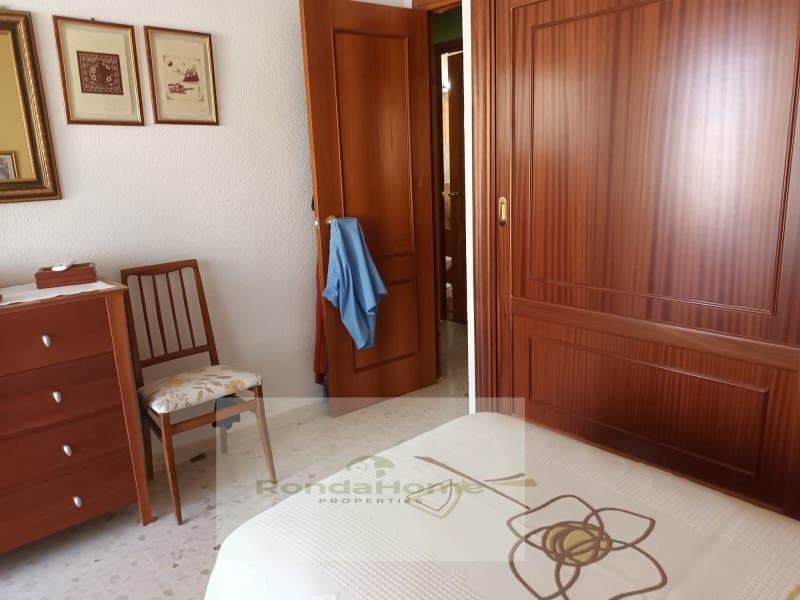 3 slaapkamer Flat te koop in Fuengirola met garage - € 405.000 (Ref: 9790971)