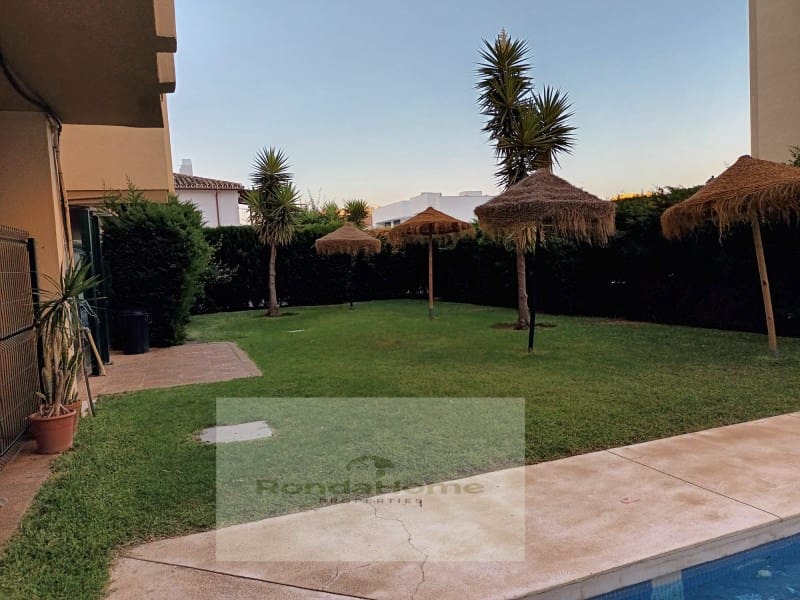 3 slaapkamer Flat te koop in Fuengirola met garage - € 405.000 (Ref: 9790971)