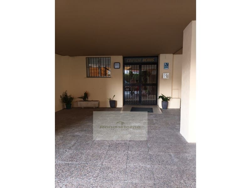 3 slaapkamer Flat te koop in Fuengirola met garage - € 405.000 (Ref: 9790971)