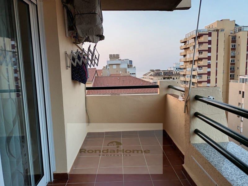 3 slaapkamer Flat te koop in Fuengirola met garage - € 405.000 (Ref: 9790971)