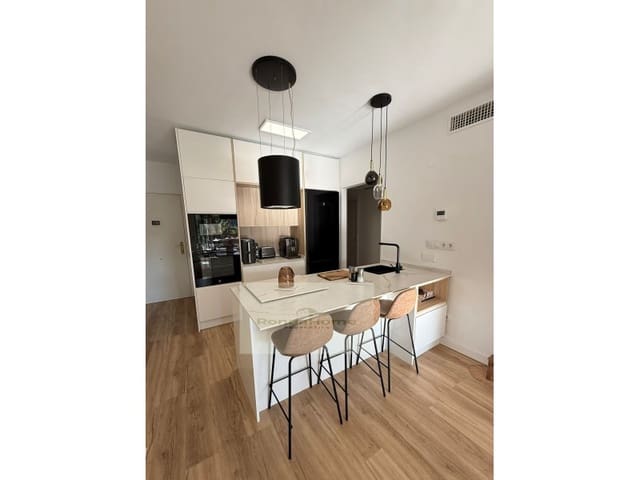 3 bedroom Flat for sale in La Reserva, Marbella with garage - € 420,000 (Ref: 9801300)