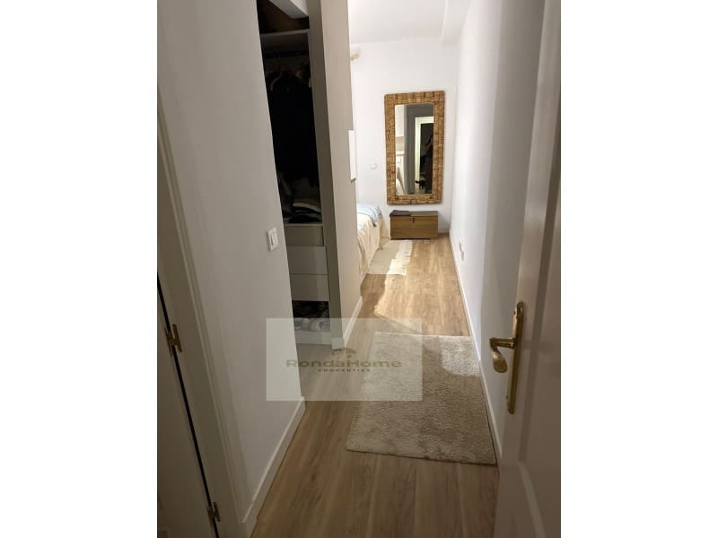 3 bedroom Flat for sale in Marbella with garage - € 420,000 (Ref: 9801300)