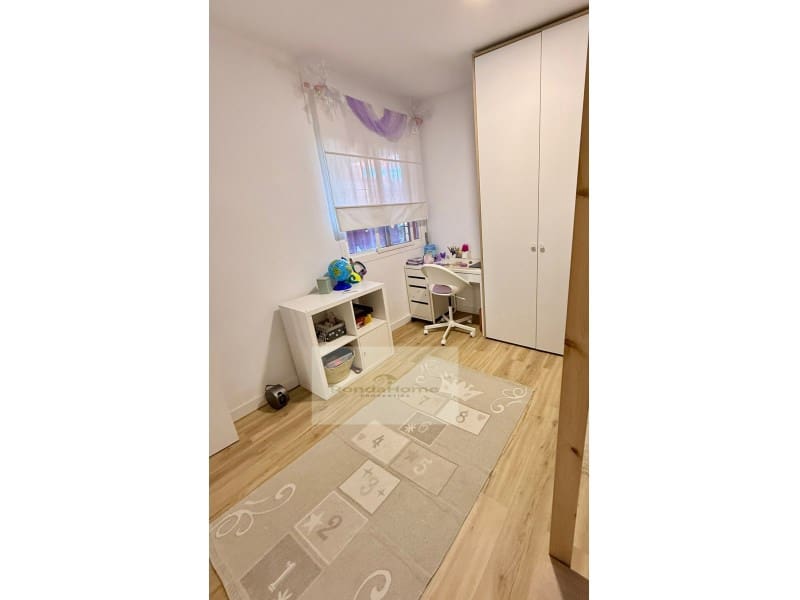 3 bedroom Flat for sale in Marbella with garage - € 420,000 (Ref: 9801300)